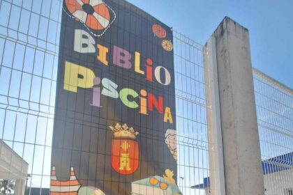 Bibliopiscina